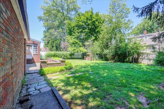 236 Hickory Ave, Garwood Boro, NJ 07027