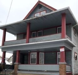 3296 W 99th Street, Cleveland, OH 44102