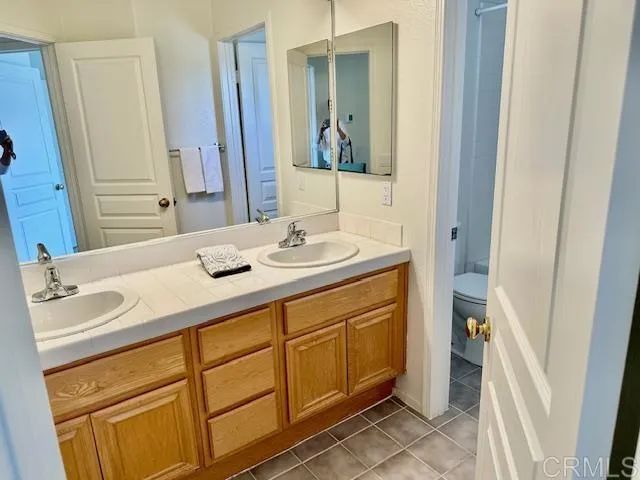 4926 ALMONDWOOD Way, San Diego, CA 92130