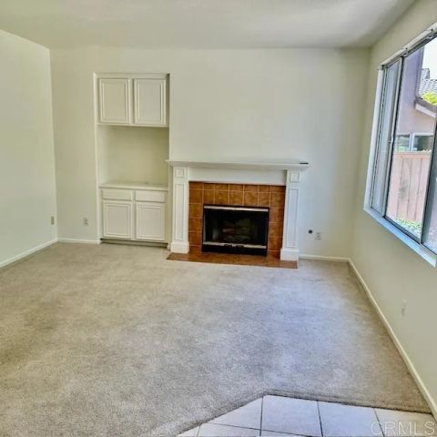 4926 ALMONDWOOD Way, San Diego, CA 92130