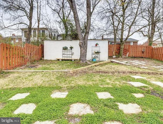 4108 LYONS ST, Temple Hills, MD 20748