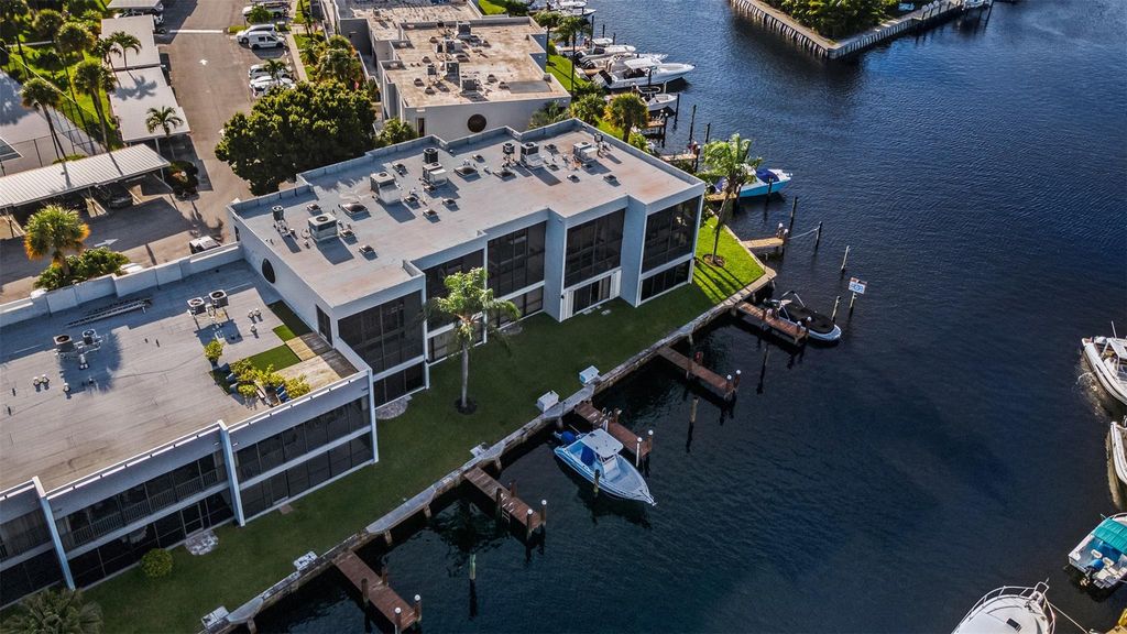 1100 SE 5TH CT 68, Pompano Beach, FL 33060