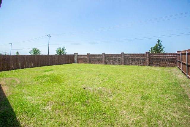 11437 Leeson Street, Fort Worth, TX 76052