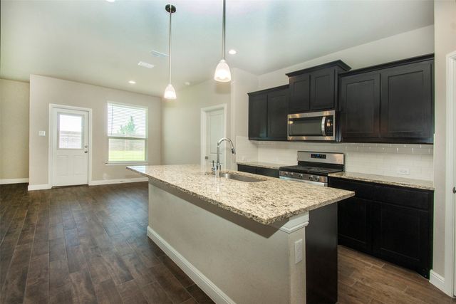 11437 Leeson Street, Fort Worth, TX 76052