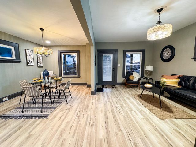 3472 Woodburn Avenue, Cincinnati, OH 45207