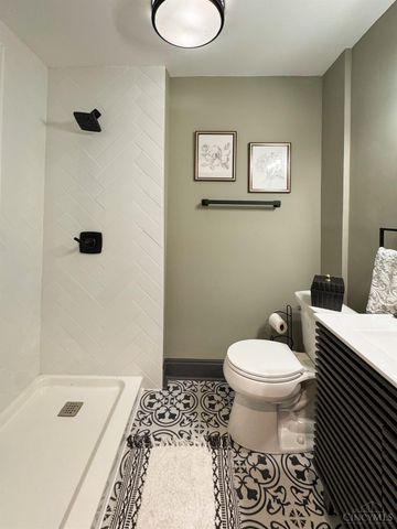 3472 Woodburn Avenue, Cincinnati, OH 45207