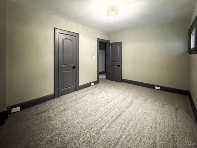 3472 Woodburn Avenue, Cincinnati, OH 45207