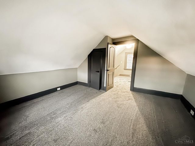 3472 Woodburn Avenue, Cincinnati, OH 45207