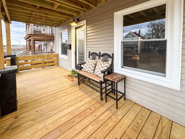 3472 Woodburn Avenue, Cincinnati, OH 45207