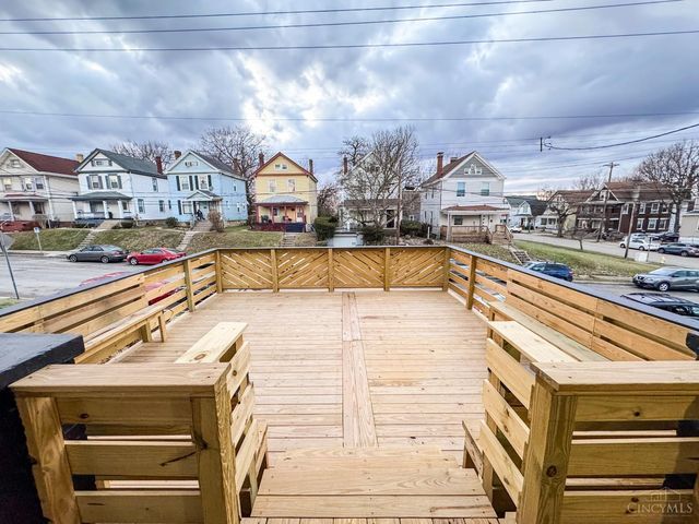 3472 Woodburn Avenue, Cincinnati, OH 45207