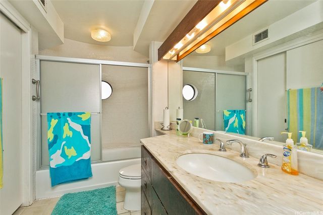 1910 Ala Moana Boulevard 25A, Honolulu, HI 96815