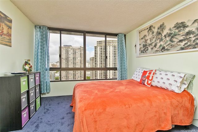 1910 Ala Moana Boulevard 25A, Honolulu, HI 96815