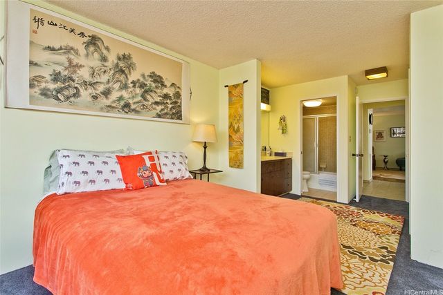 1910 Ala Moana Boulevard 25A, Honolulu, HI 96815