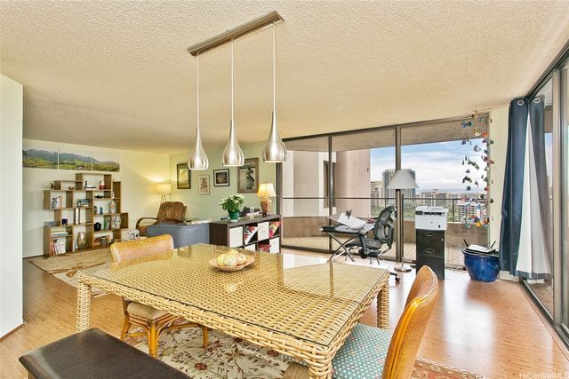 1910 Ala Moana Boulevard 25A, Honolulu, HI 96815