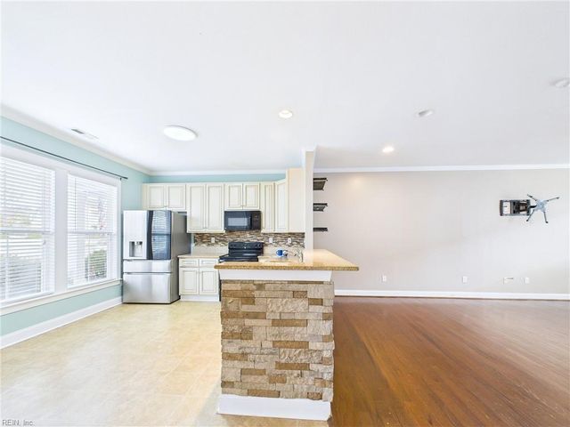 603 Mill Creek PW, Chesapeake, VA 23323