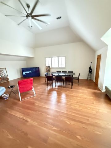 8975 BRIDGE FOREST DR, Germantown, TN 38138