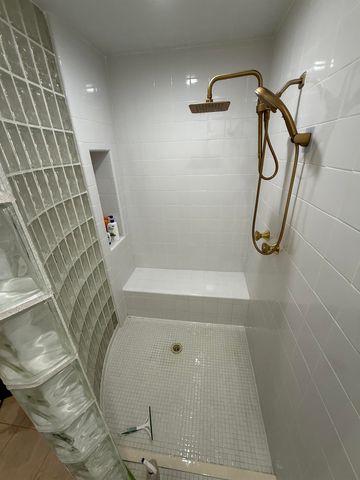 8975 BRIDGE FOREST DR, Germantown, TN 38138