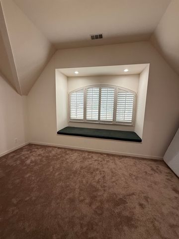 8975 BRIDGE FOREST DR, Germantown, TN 38138