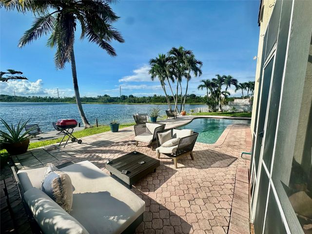 1828 SW 175th Ave, Miramar, FL 33029