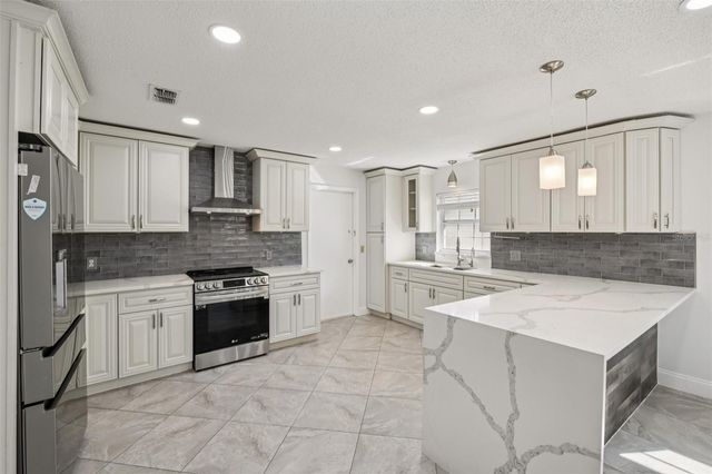 3236 KNOTTYPINE AVENUE, Winter Park, FL 32792