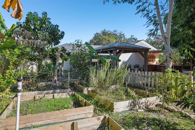 3236 KNOTTYPINE AVENUE, Winter Park, FL 32792