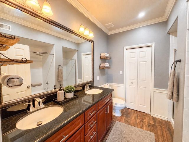 9200 Westheimer Road 707, Houston, TX 77063