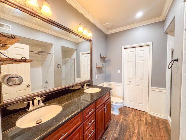 9200 Westheimer Road 707, Houston, TX 77063