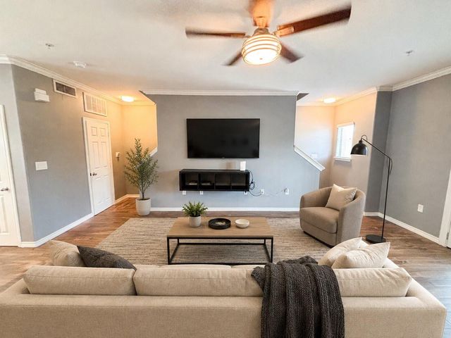 9200 Westheimer Road 707, Houston, TX 77063