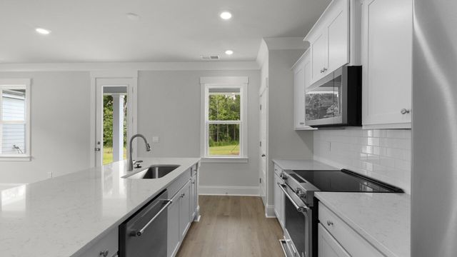 205 Terrace View Drive, Summerville, SC 29486