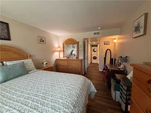 2599 Walnut 205, Signal Hill, CA 90755