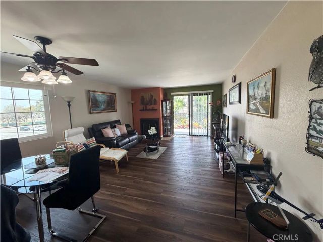 2599 Walnut 205, Signal Hill, CA 90755