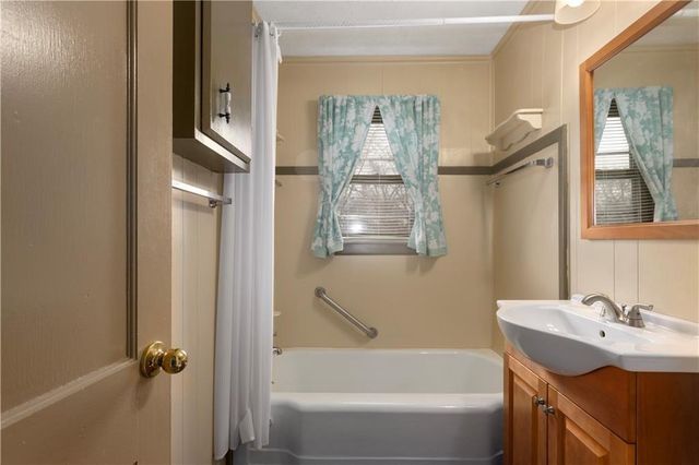 103 N 71st Street, Kansas City, KS 66111