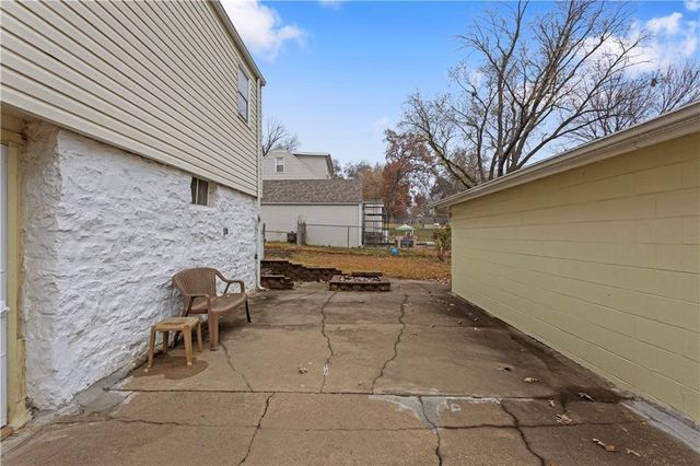 103 N 71st Street, Kansas City, KS 66111