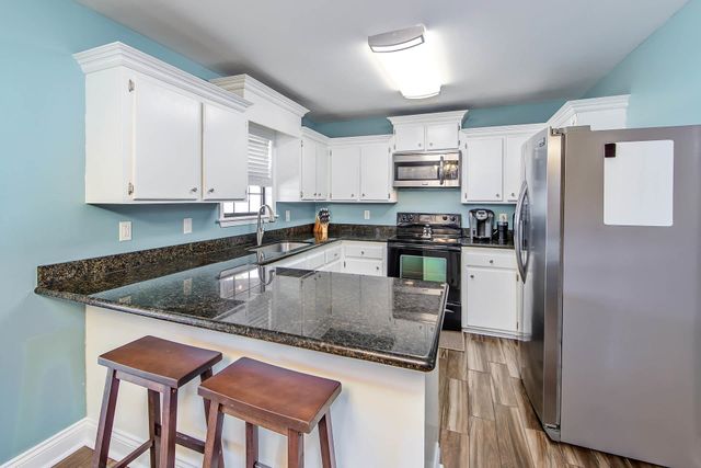 506 Louis Dr, Houma, LA 70364