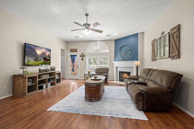 15315 Coral Leaf Trail, Cypress, TX 77433