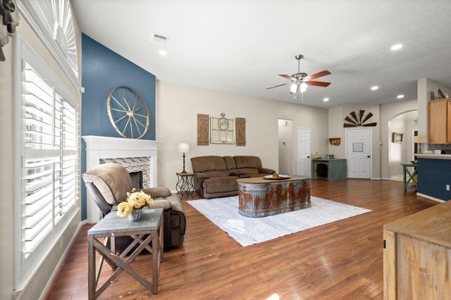15315 Coral Leaf Trail, Cypress, TX 77433