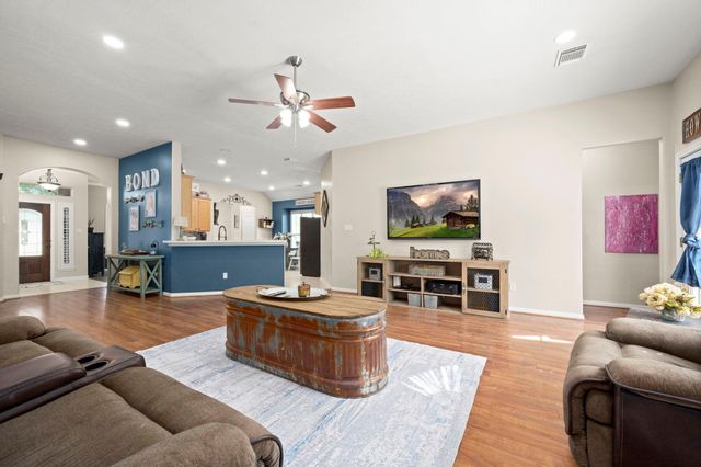 15315 Coral Leaf Trail, Cypress, TX 77433