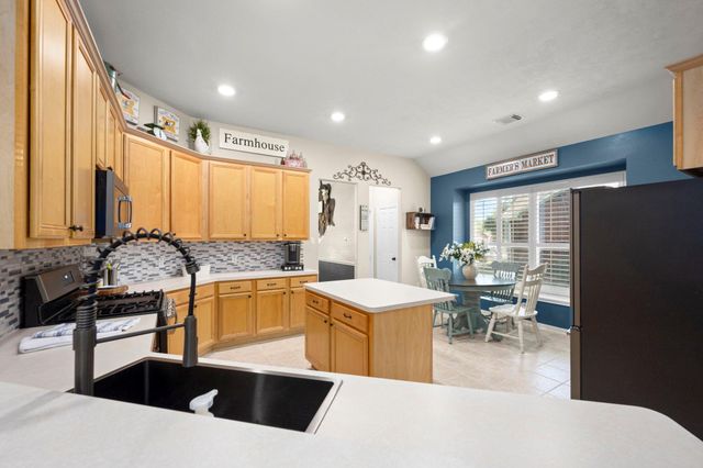 15315 Coral Leaf Trail, Cypress, TX 77433