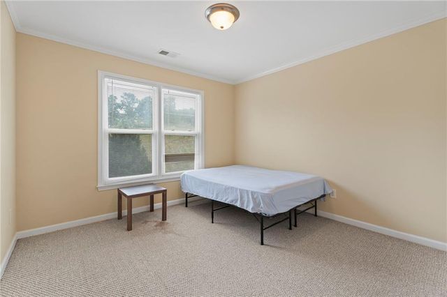 135 Mccook Way NW, Kennesaw, GA 30144
