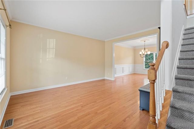 135 Mccook Way NW, Kennesaw, GA 30144