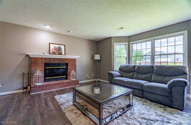 1870 Stoner Avenue NE, Massillon, OH 44646