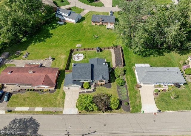 1870 Stoner Avenue NE, Massillon, OH 44646