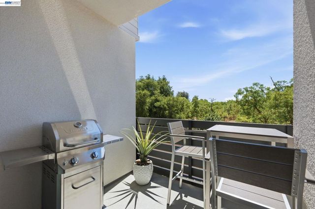 150 Tulare Court, Danville, CA 94526