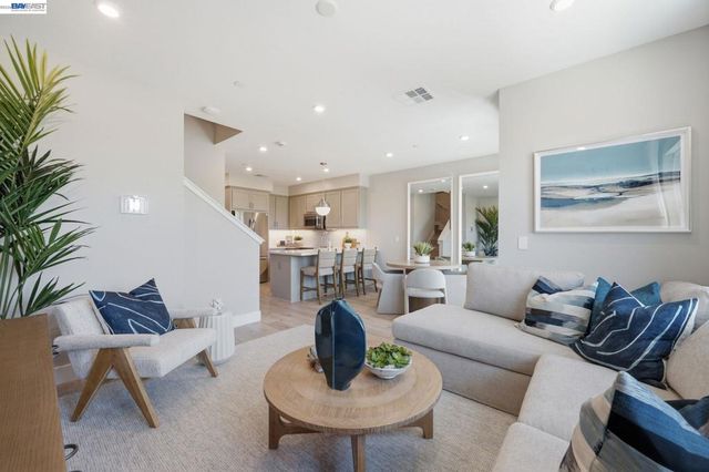 150 Tulare Court, Danville, CA 94526