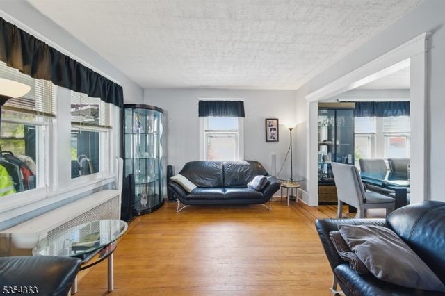 149 Roessler St, Boonton Town, NJ 07005