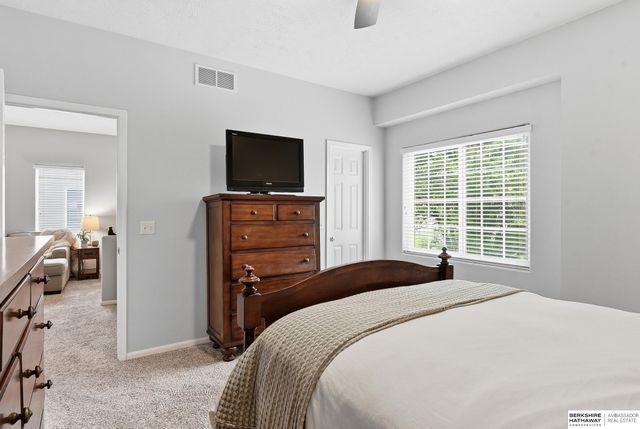 4242 S 178th Street, Omaha, NE 68135