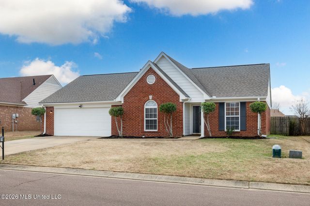 8131 Mary Payton Drive, Southaven, MS 38671