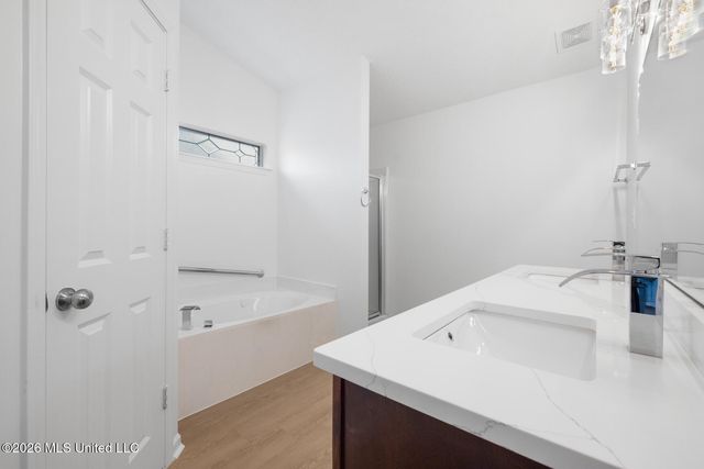 8131 Mary Payton Drive, Southaven, MS 38671