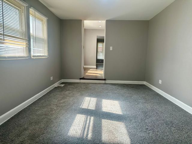 8521 S Carpenter Street, Chicago, IL 60620