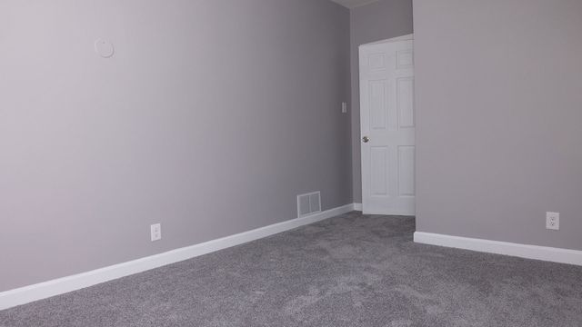 8521 S Carpenter Street, Chicago, IL 60620